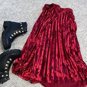 ModCloth Crushed Velvet Skirt